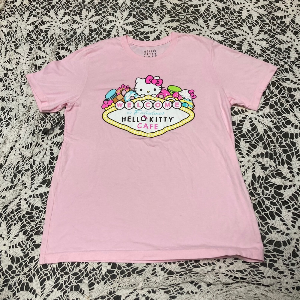 Hello Kitty Cafe Las Vegas Pink Graphic T-Shirt Sanrio Souvenir Large Tee